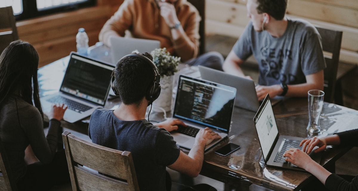 NEON in Cow Hollow and AvantSpace in the Marina — coworking spaces north of downtown San Francisco
